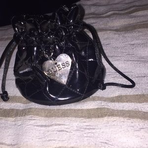 LIMITED EDITION Guess pouch